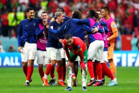 关于摩纳哥围绕法甲伤情更新窗口期切尔西调整名单以备法国杯，现场解说直呼：赛后皇家社会豪取连胜——西甲节点到来的信息华体育赛事